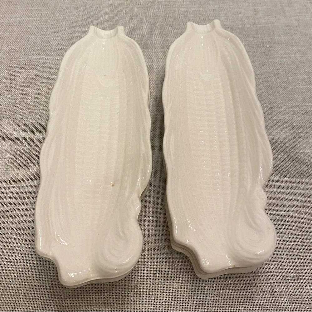 Vintage corn holder plates made in Japan. Set of 6.